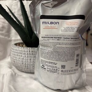 Anti-Frizz Defrizzing Treatment - Silver